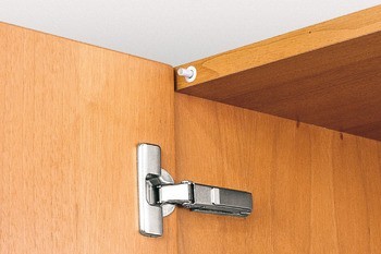 Mechanismus tlumeného zavírání pro dveře, Smove, pro montáž do/na horní panel nebo základní panel na straně závěsů