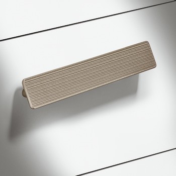 Prstová úchytka, Häfele Déco H1910, zinková slitina