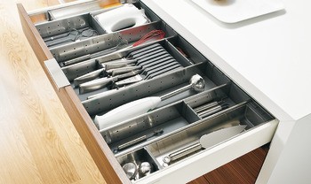 Systém vnitřní organizace, Blum Orga-Line, Tandembox, pro zásuvky systémové výšky M, výška bočnice 83 mm
