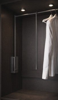 Sklopná tyč, 2004, pro montáž na boční panel, nosnost 10 kg