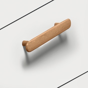 Úchytka se soklem, dřevo