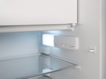 Vestavná lednice s mrazákem, Häfele Assedo RIF13S122ea, Výška 122 cm, šířka 54 cm, celkový využitelný objem 179 litrů