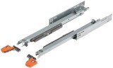 Skrytý výsuv, Blum Movento 766 H plnovýsuv, nosnost do 70 kg, ocel, povrchová montáž, se zajišťovacím kováním, artikl identický s předchůdcem